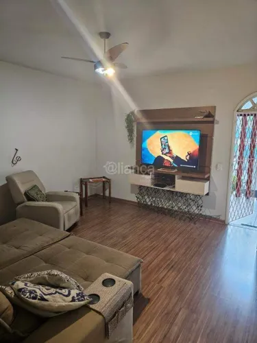 Casa à venda, 3 quartos, 1 suíte, 2 vagas, Praia de Itaparica - Vila Velha/ES