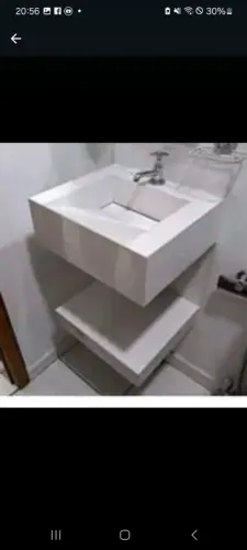 Pia de banheiro moderna