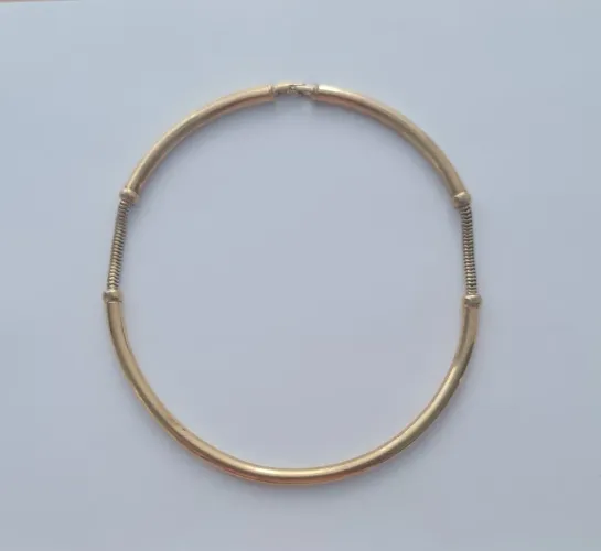Colar vintage Pierre Cardin Banhado Ouro Articulado