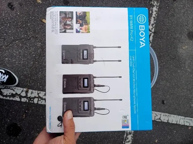 Microfone sem fio de lapela para PC, smartphone e câmera.