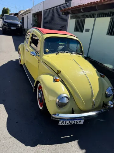 Fusca amarelo conversível 1300L ano 1977 R$ 14.500,00
