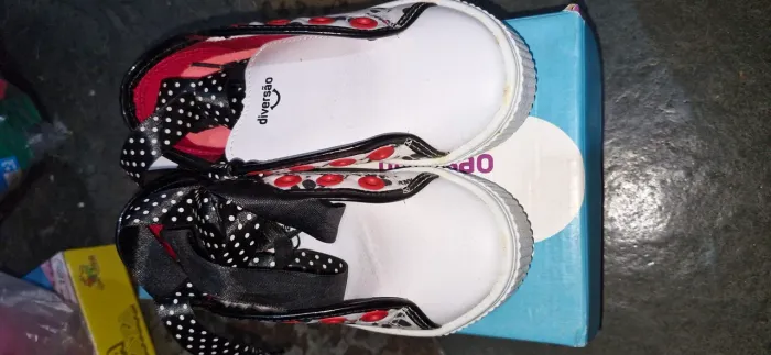 Tenis infantil branco e preto i love panda marca diversão tam 27 novo