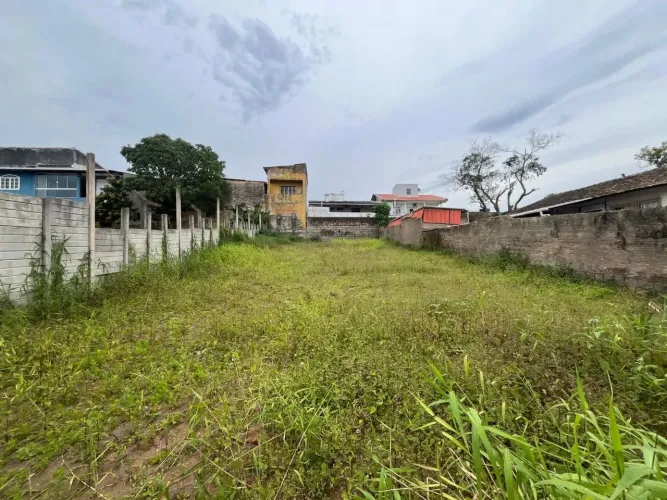 À venda | Terreno de 360 m² - Jardim Atlântico, em Florianópolis.