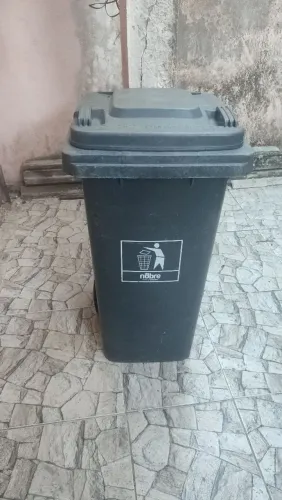 Lixeira de 100 Litros para Restaurante