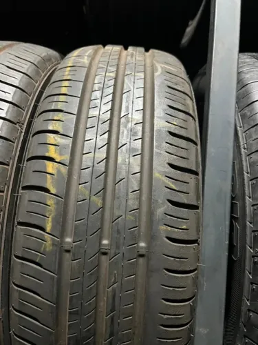 Pneu 185/65/15 Dunlop  90 % Vida util