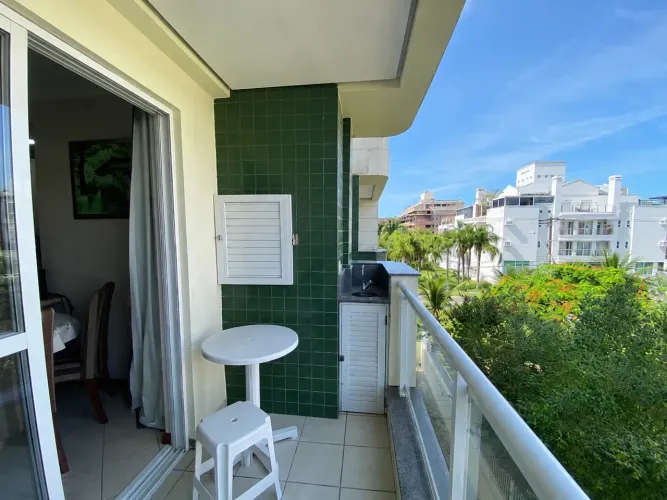     Imperdível | Jurerê | 2 Quadras da Praia | 2 Dormitórios | 1 Suíte | Garagem