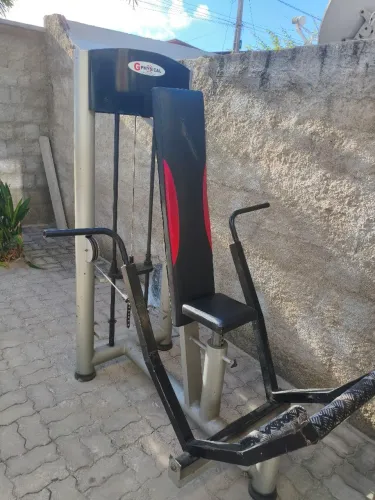 Supino sentado máquinas
