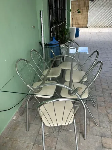 Mesa de vidro c;6 cadeiras