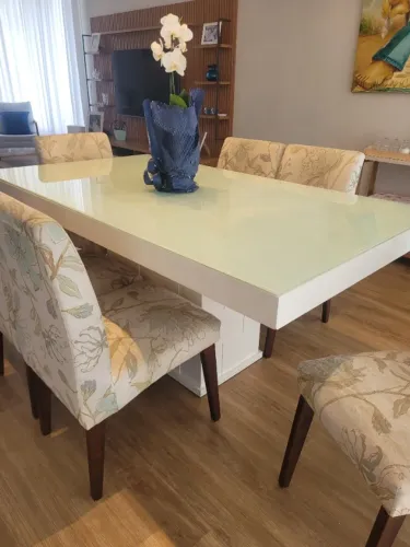 Jogo com 6 Cadeiras para Sala de Jantar Estofadas em Madeira Maciça - Ótimo Estado