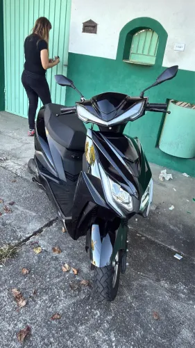 Moto Elétrica Não Precisa de CNH nem Paga IPVA