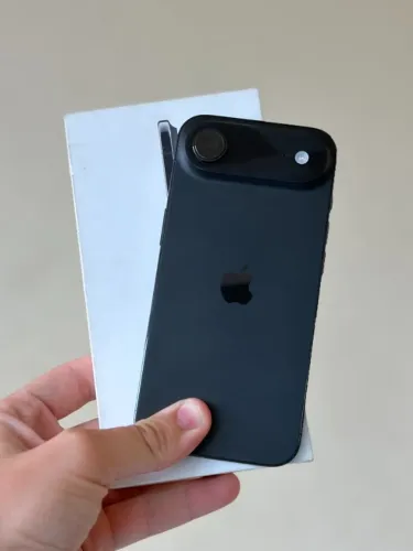 iPhone Air 256GB Preto - Bateria 100% - Garantia até Out/2026 - 100% original - cartão 18x