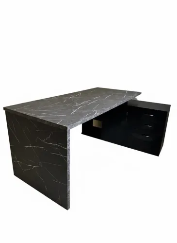 Mesa para escritório executivo em L com gaveteiro