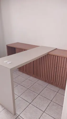 Móvel 100% MDF ripado, composto por três módulos que podem ser usados juntos ou separados 