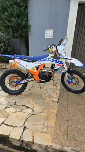 Ktm350 sixdays 2024 com apenas 68h