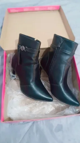 Bota salto alto tamanho 34
