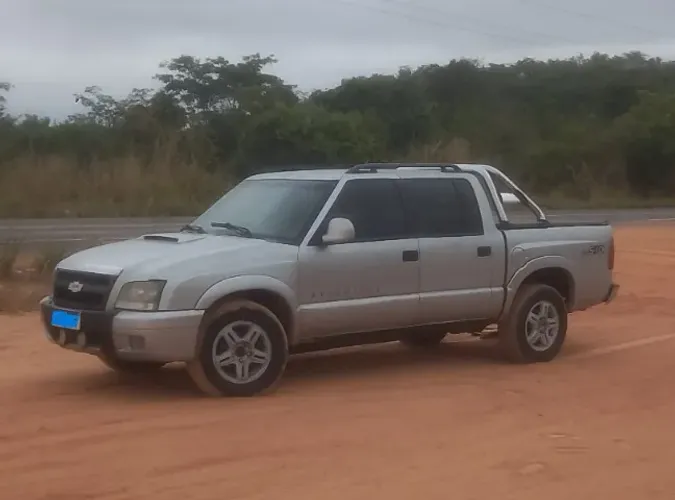 Chevrolet S10 Pick-up Exec. 2.8 4X4 CD TB Int.dies 2006