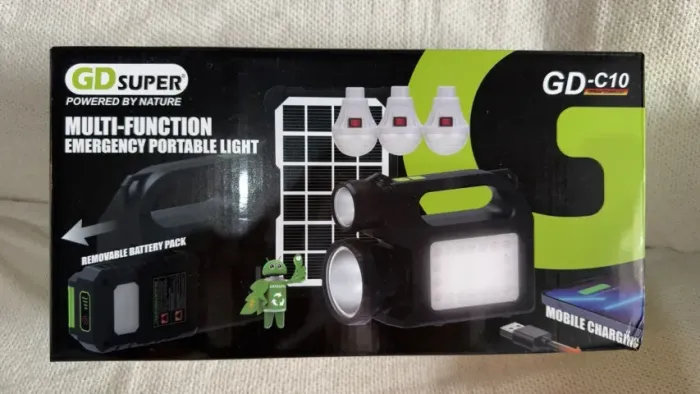Kit Sistema de Iluminação Solar GD Super GD-C10 Multifuncional