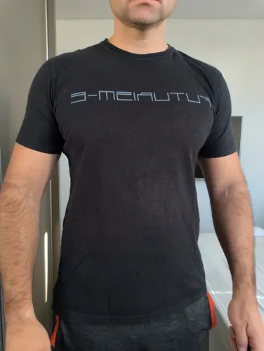Desapegando Camiseta Khelf logo Futurism-e preta tamanho M