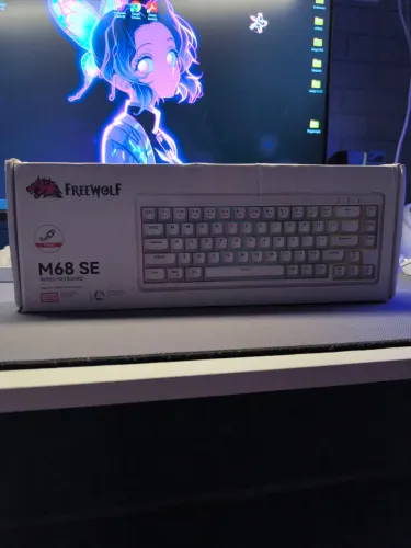 Teclado FreeWolf M68 SE
