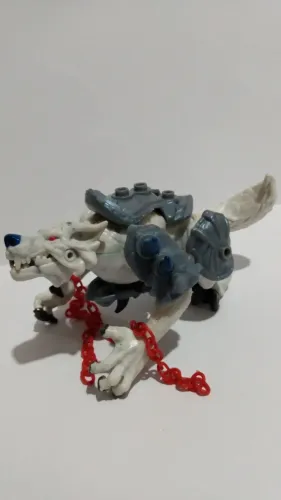 Boneco Ironclaw Mega Bloks Construx Breakout Beasts lobo lobisomem.