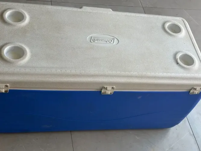 Caixa térmica Coleman EXTRA GRANDE (acima de 100 litros)