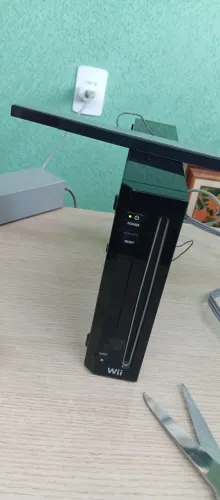 NINTENDO WII CONSOLE + CONTROLES E SENSOR 