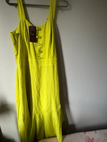 Vestido Midi Plus Size Flux