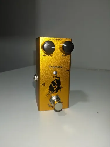 Mini Pedal Tremolo para Guitarra
