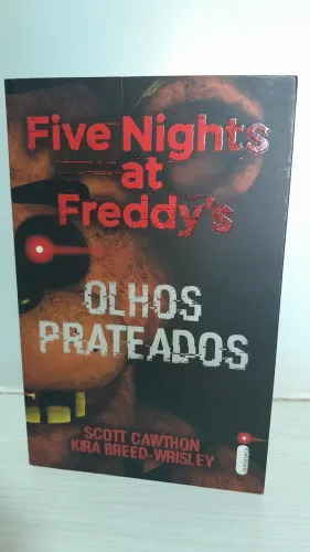 Five night at Freddy's - Olhos Prateados