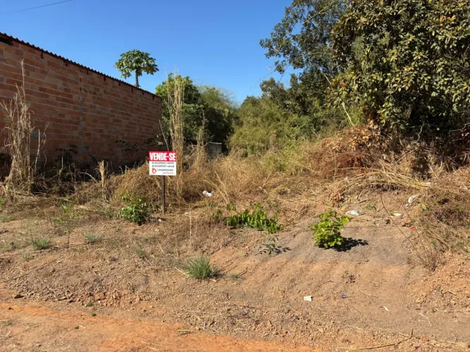 LOTE EM ARUANÃ-GO / 560m2