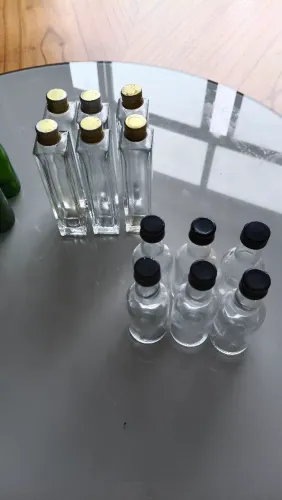25 garrafinhas para temperos ou artesanatos 
