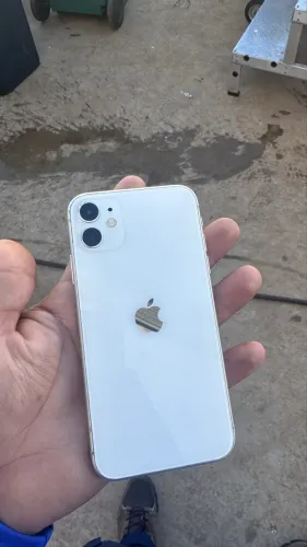 iPhone 11 128GB C/Caixa