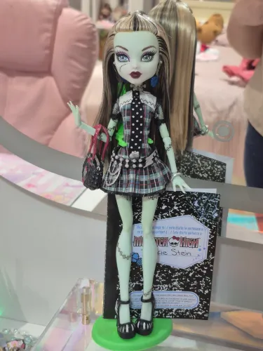 Frankie Basica Monster High