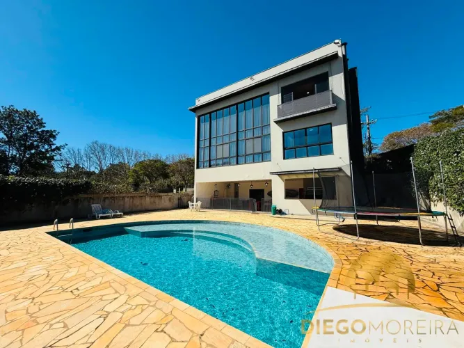 CASA DE ALTO PADRÃO À VENDA EM CONDOMÍNIO À BEIRA DA REPRESA