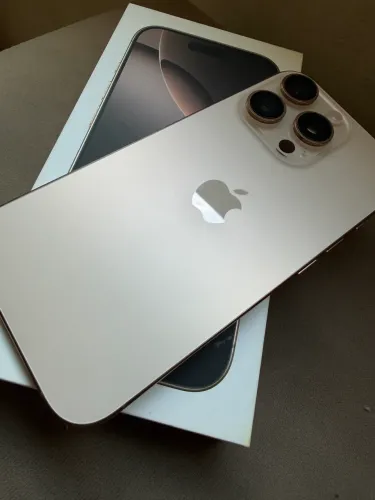 iPhone 16 Pro 128GB - Deserto Titânio