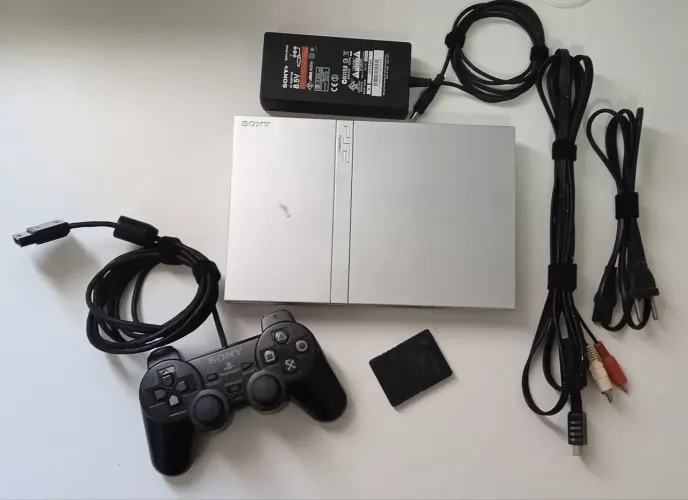 Playstation 2 slim satin silver