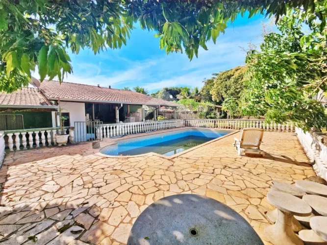 Rancho á venda no Bairro Jardim Veredas do Rio Pardo, próximo à Estr. da Cana - Serra Azul