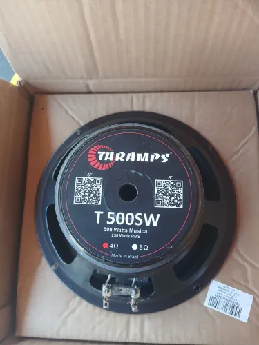 Vendo um auto falante da Taramps de 8 polegadas