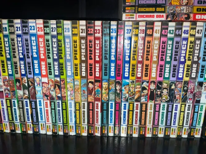 Pacote Mangá ONE PIECE ( Panini ) 57 volumes ( 1 ao 23, 25 ao 56 , 58,59 )