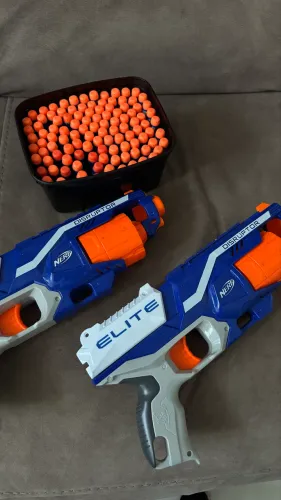 Brinquedo Nerf duas unidades com dardos