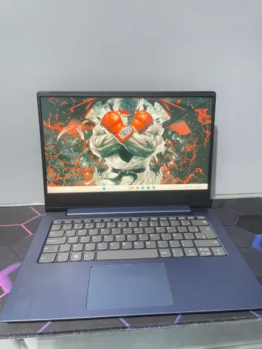 Notebook lenovo i7 8?geração/ssd 256g/8gb de ram