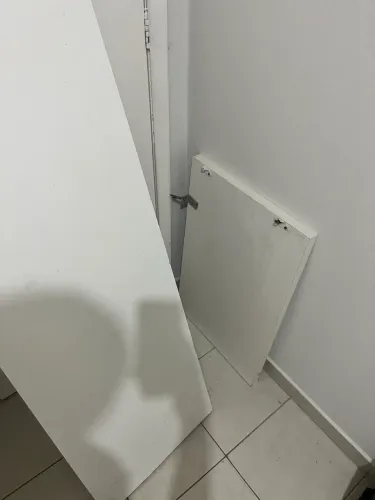 Escrivaninha de parede