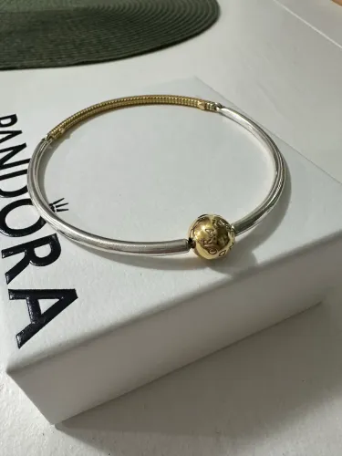 Bracelete rígido Pandora