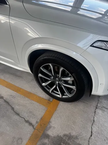 Jogo de Roda Volvo XC90 - Aro 20 - Original com Pneu Meia Vida Continental - 275/45R20