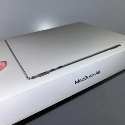 MacBook Air M5 16GB RAM 512GB SSD 13'' Midnight