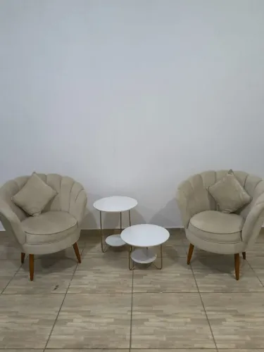 Poltronas Pétalas Bege/Areia