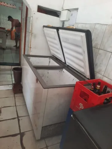 Vendo Congelador Consul 530 Litros. ótimo estado de conservação... Valor 2,500,00. 