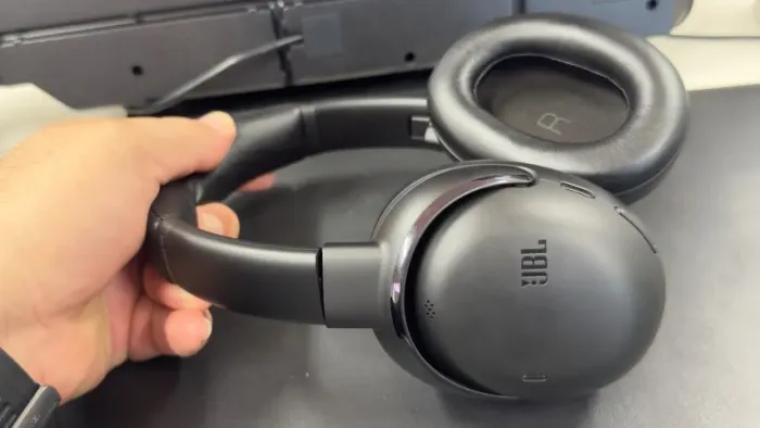 Fone de Ouvido Bluetooth JBL Tour One M3 Preto