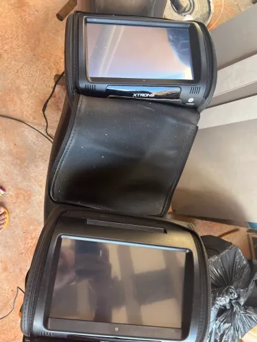 Encosto de cabeça estava na hilux