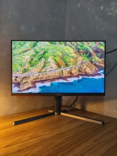 Monitor AOC Destiny 24" 240Hz 0,5ms FHD | FreeSync | Aceito Cartão | OLX Pay